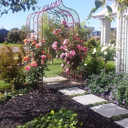 Omokoroa Golfers Retreat - B&B Exterior photo