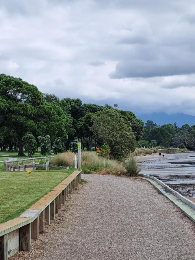 Omokoroa Golfers Retreat - B&B Exterior photo